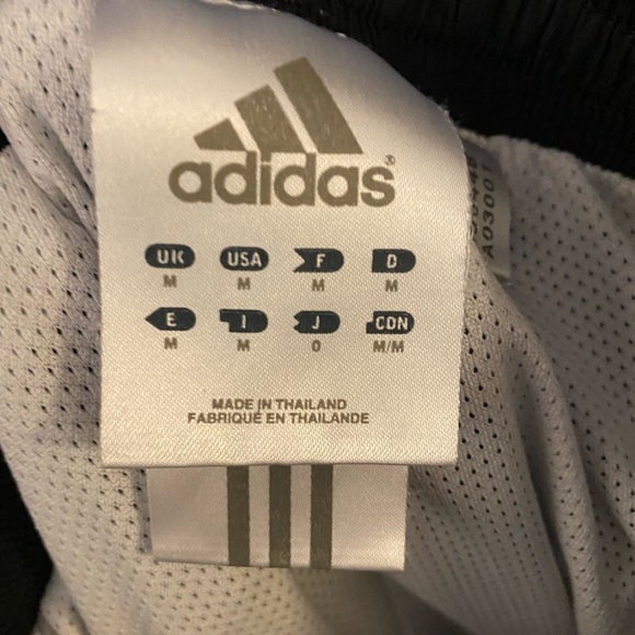 Adidas warm up pants. Great condition. - Picture 4 of 4